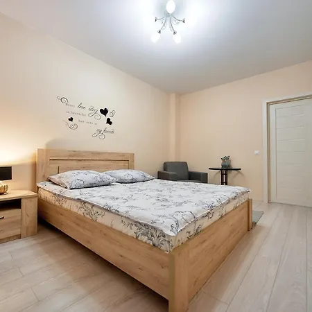 Apartment дзержинского 11. м. грушевка Minsk